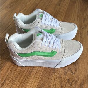 Vans Knu 34mm Stackform 34mm White/Green 3D Stripe Shoes M-6.5 W-8
